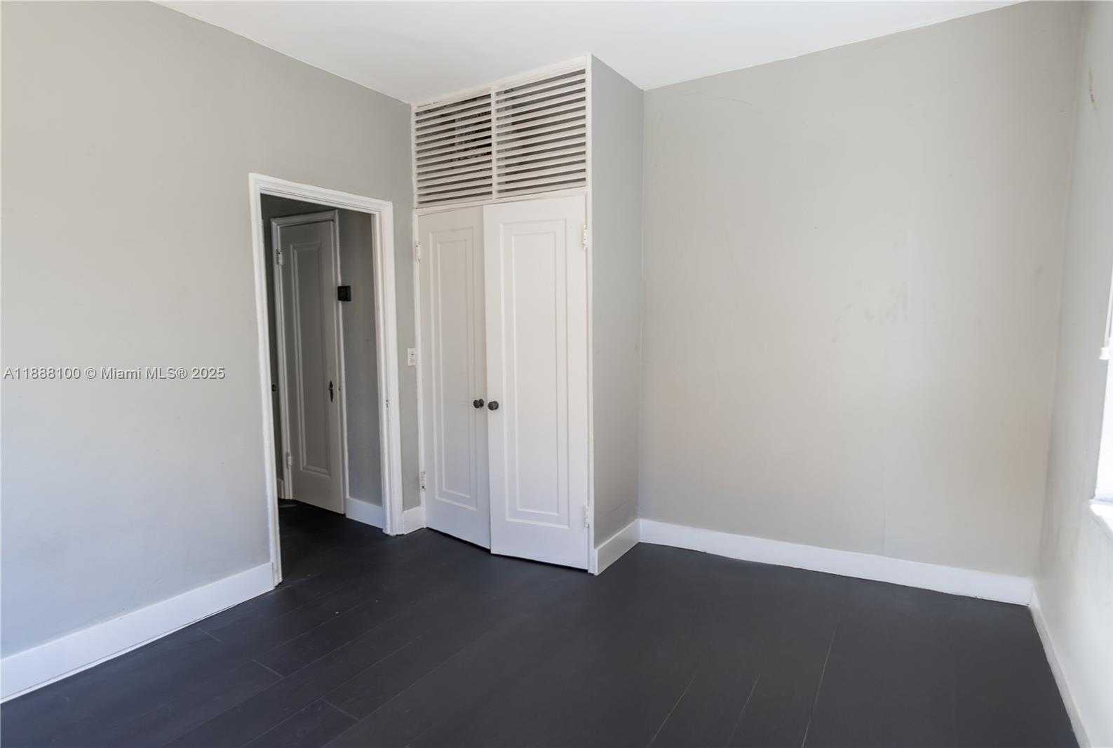 Small Image of 846 JEFFERSON AVE #4, Miami Beach Number 10