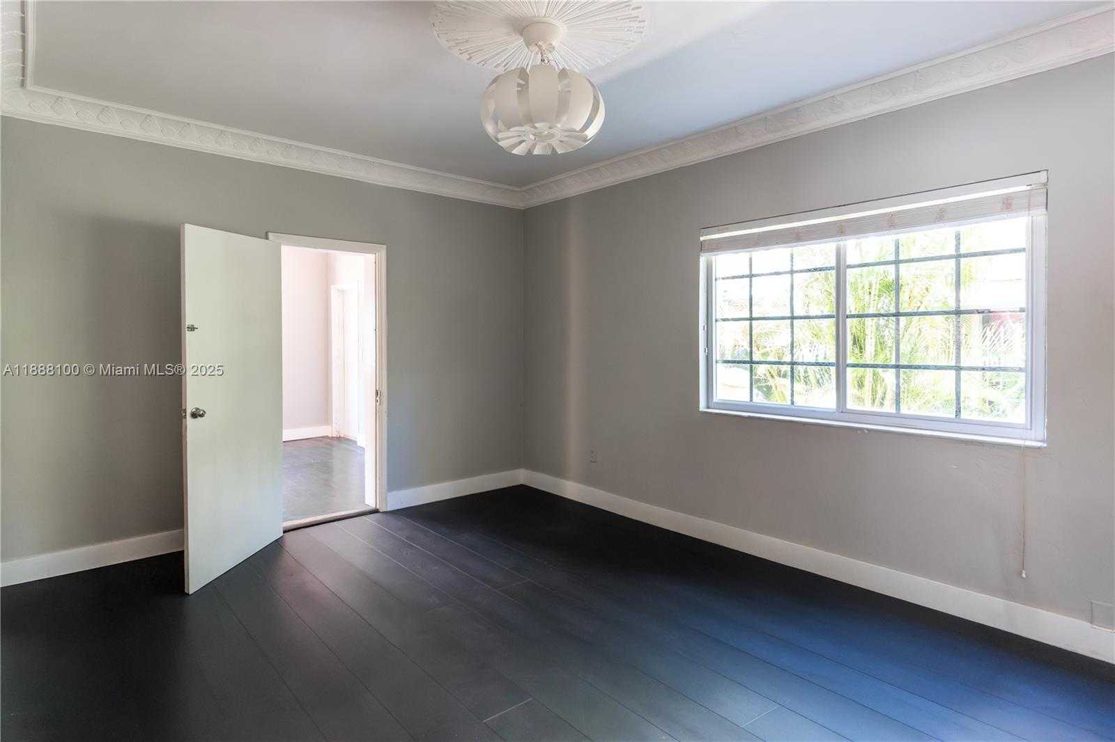 Small Image of 846 JEFFERSON AVE #4, Miami Beach Number 15