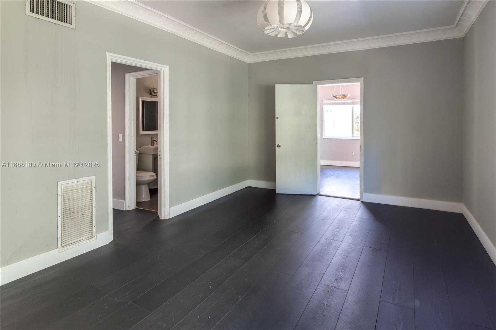 Small Image of 846 JEFFERSON AVE #4, Miami Beach Number 16
