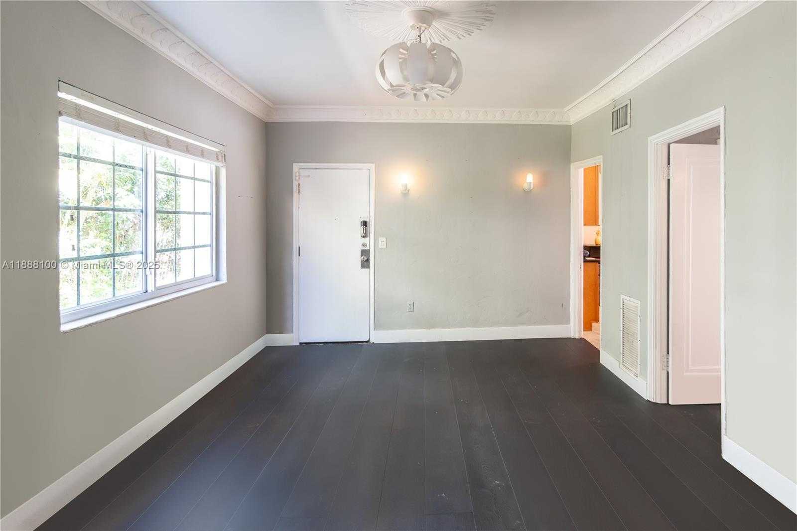 Small Image of 846 JEFFERSON AVE #4, Miami Beach Number 4