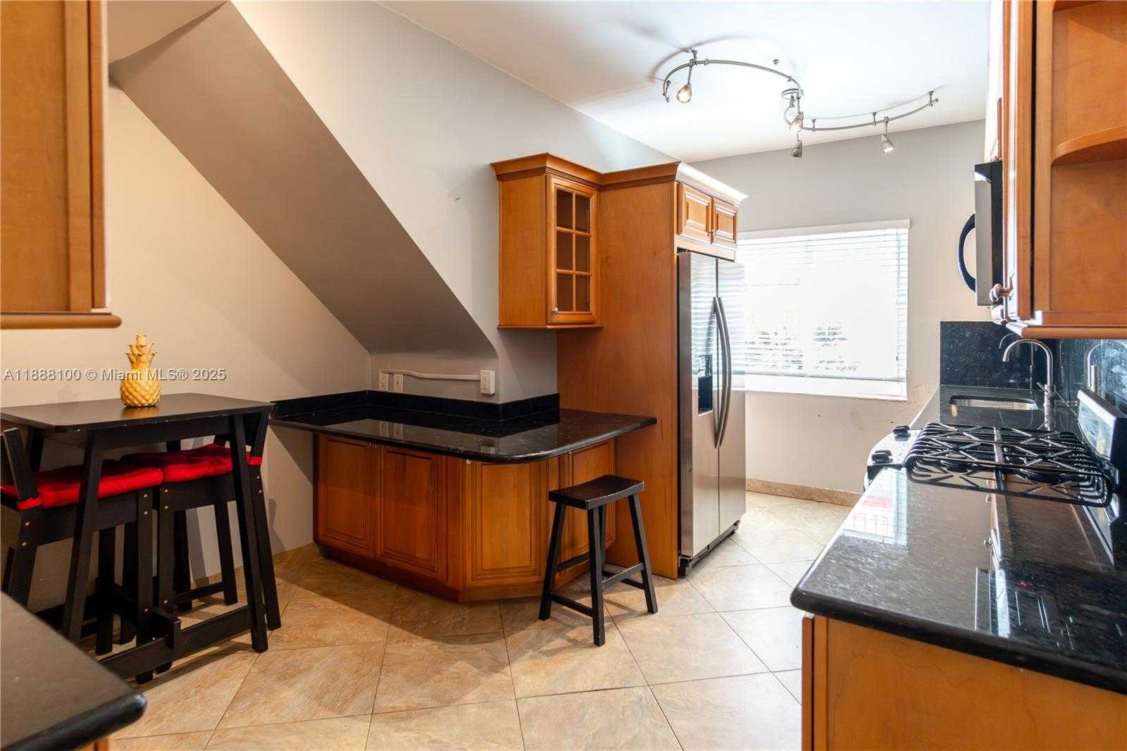 Small Image of 846 JEFFERSON AVE #4, Miami Beach Number 5