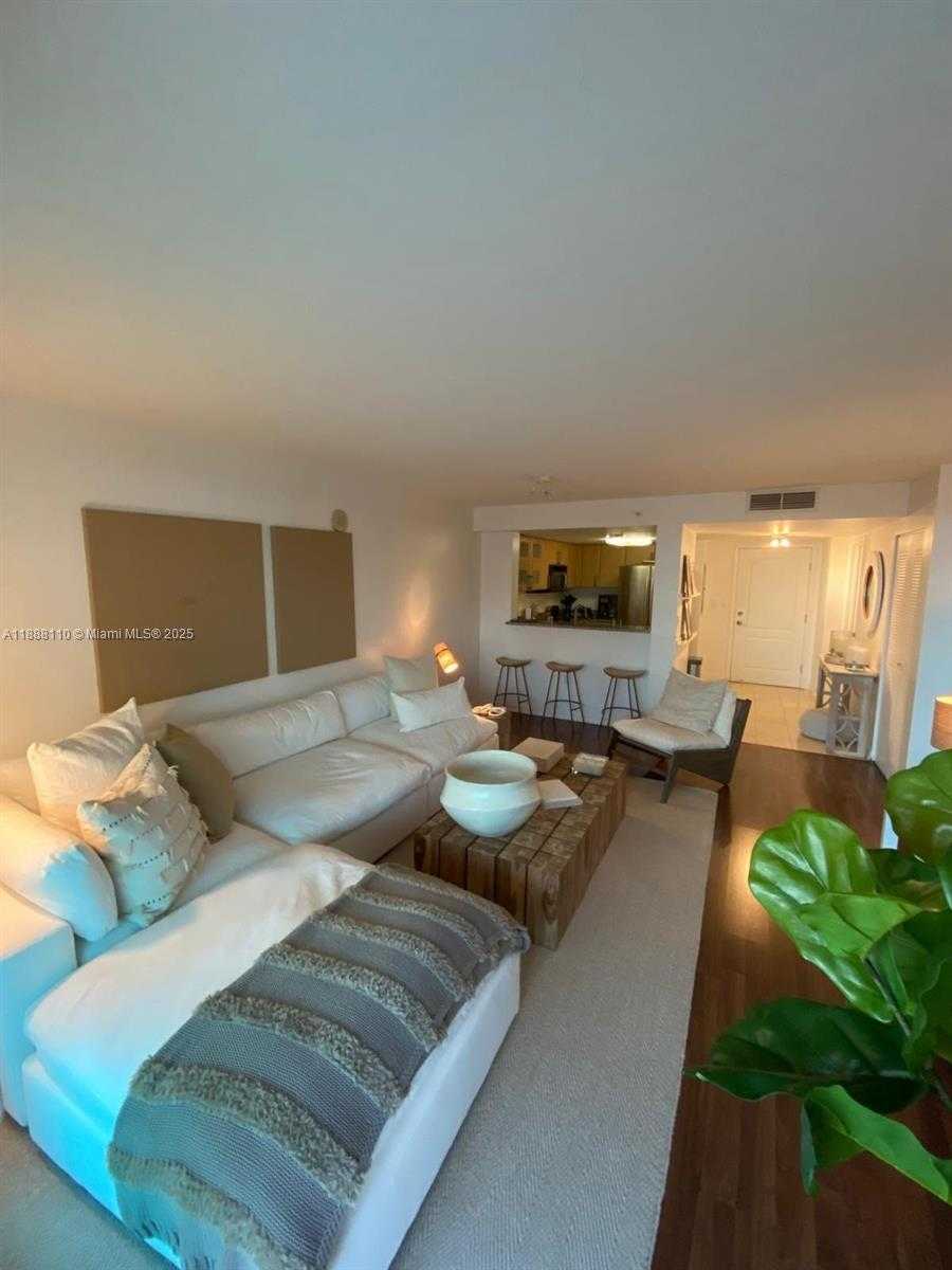 Small Image of 2101 BRICKELL AVE #2104, Miami Number 13
