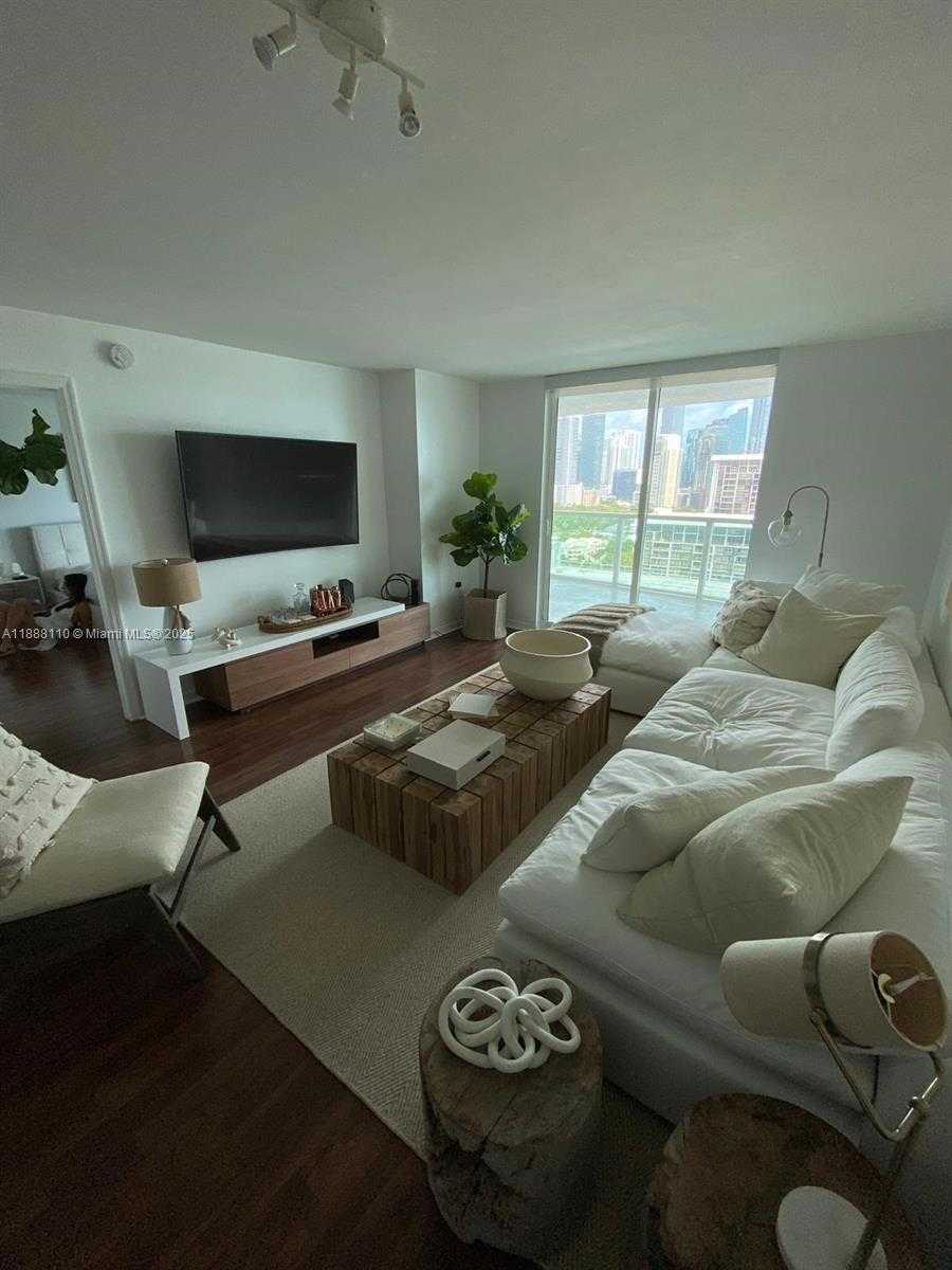 Small Image of 2101 BRICKELL AVE #2104, Miami Number 14