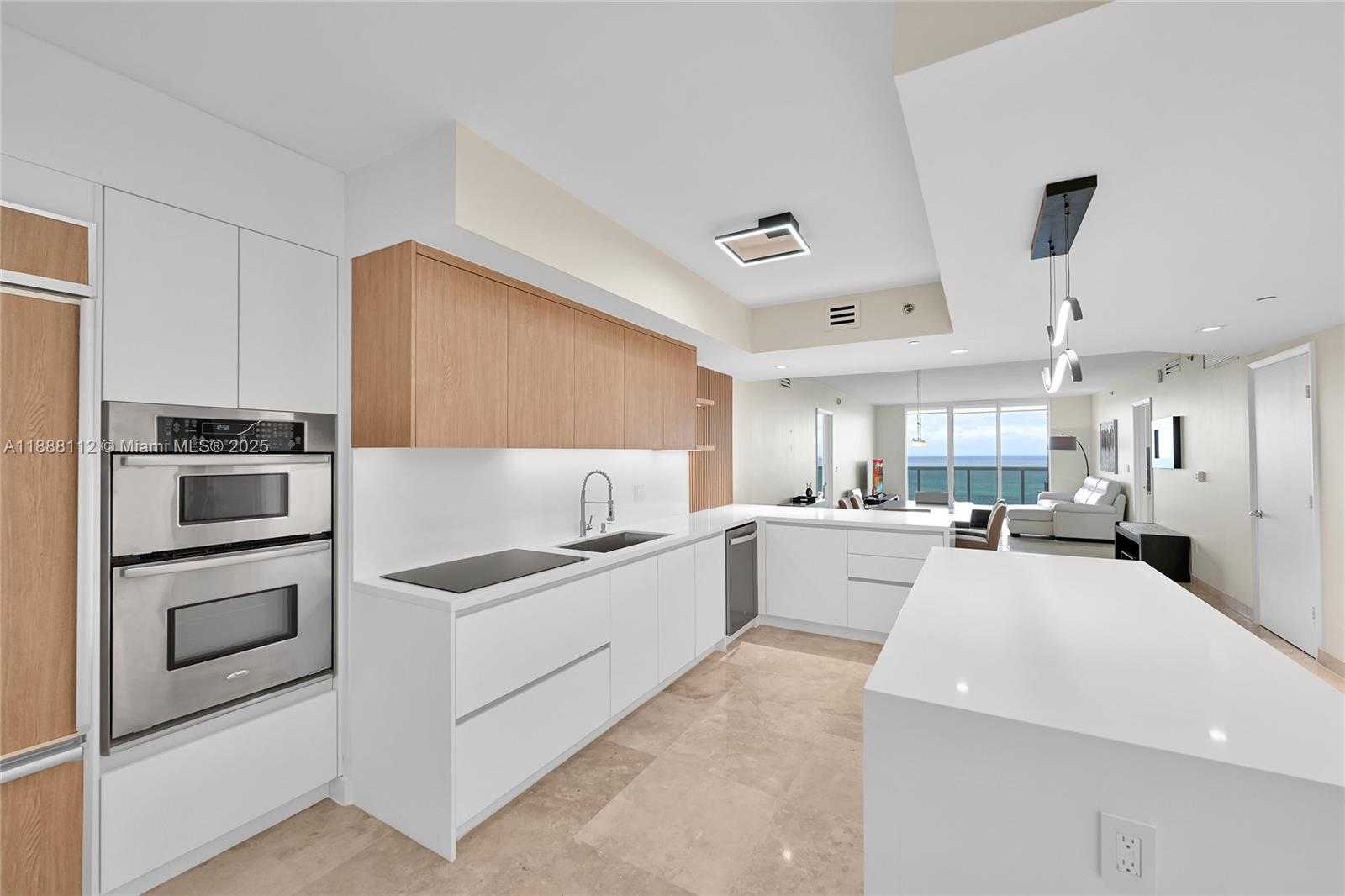 Small Image of 1800 SOUTH OCEAN DR #2402, Hallandale Beach Number 10