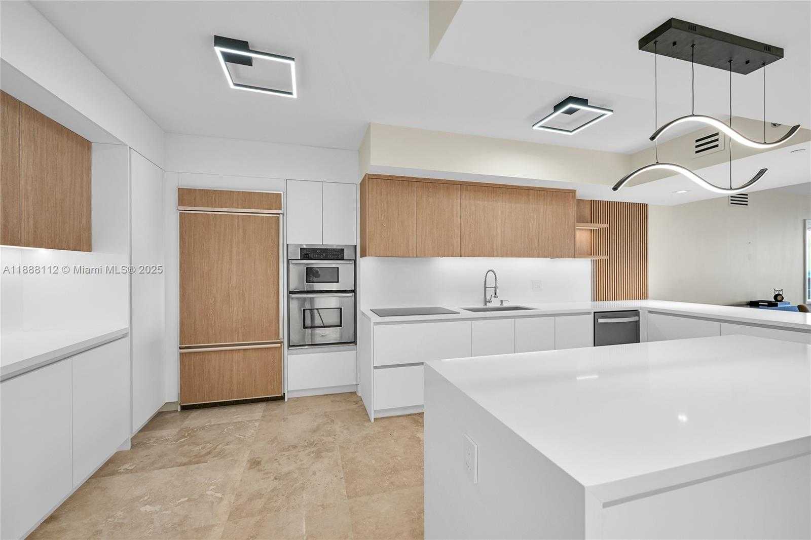 Small Image of 1800 SOUTH OCEAN DR #2402, Hallandale Beach Number 12