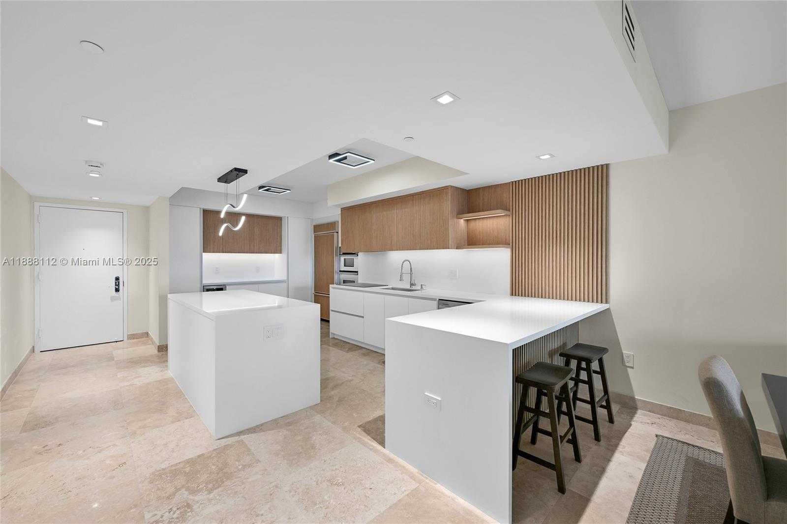 Small Image of 1800 SOUTH OCEAN DR #2402, Hallandale Beach Number 13