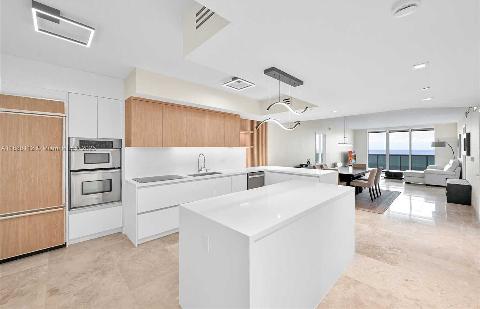 Small Image of 1800 SOUTH OCEAN DR #2402, Hallandale Beach Number 14