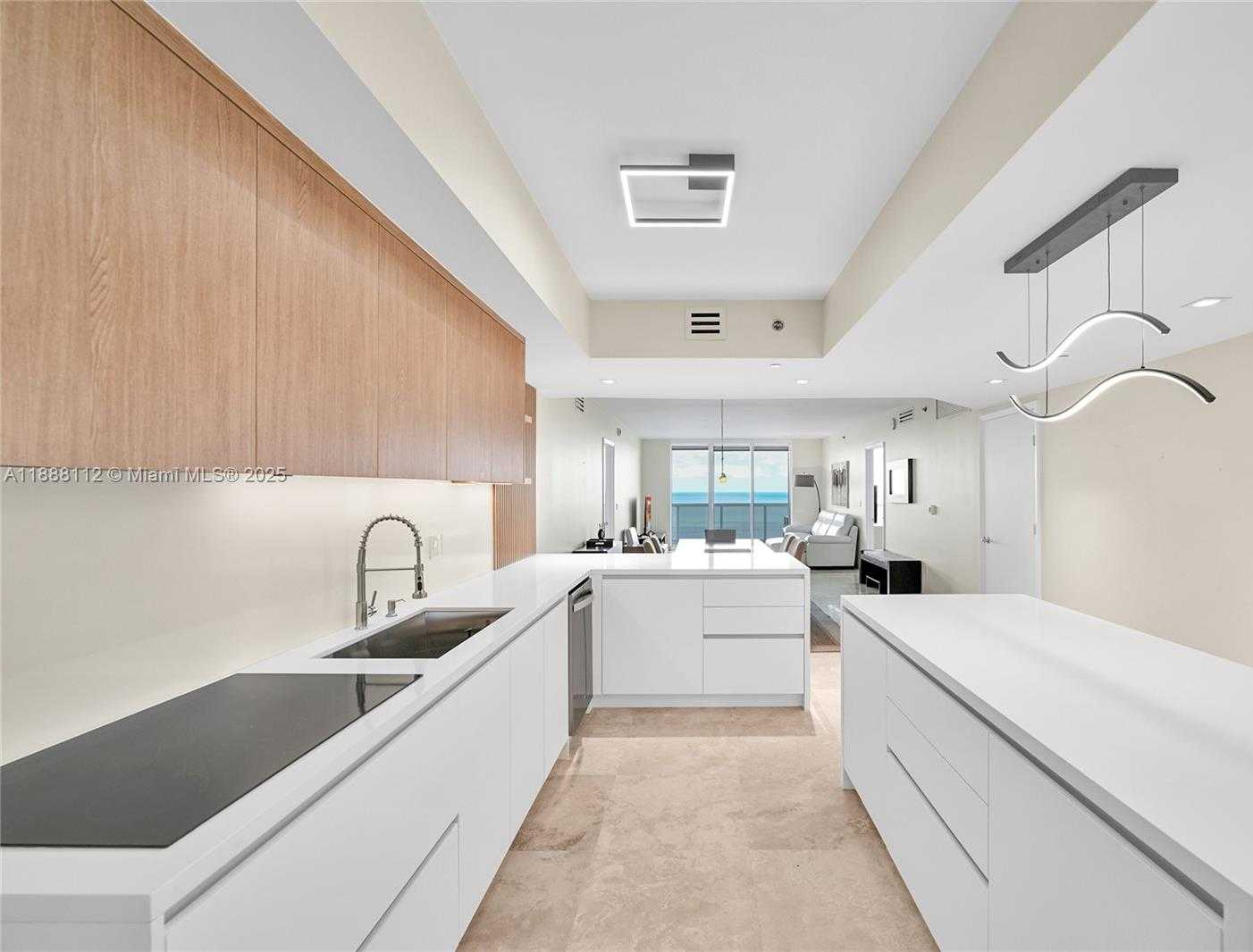 Small Image of 1800 SOUTH OCEAN DR #2402, Hallandale Beach Number 15