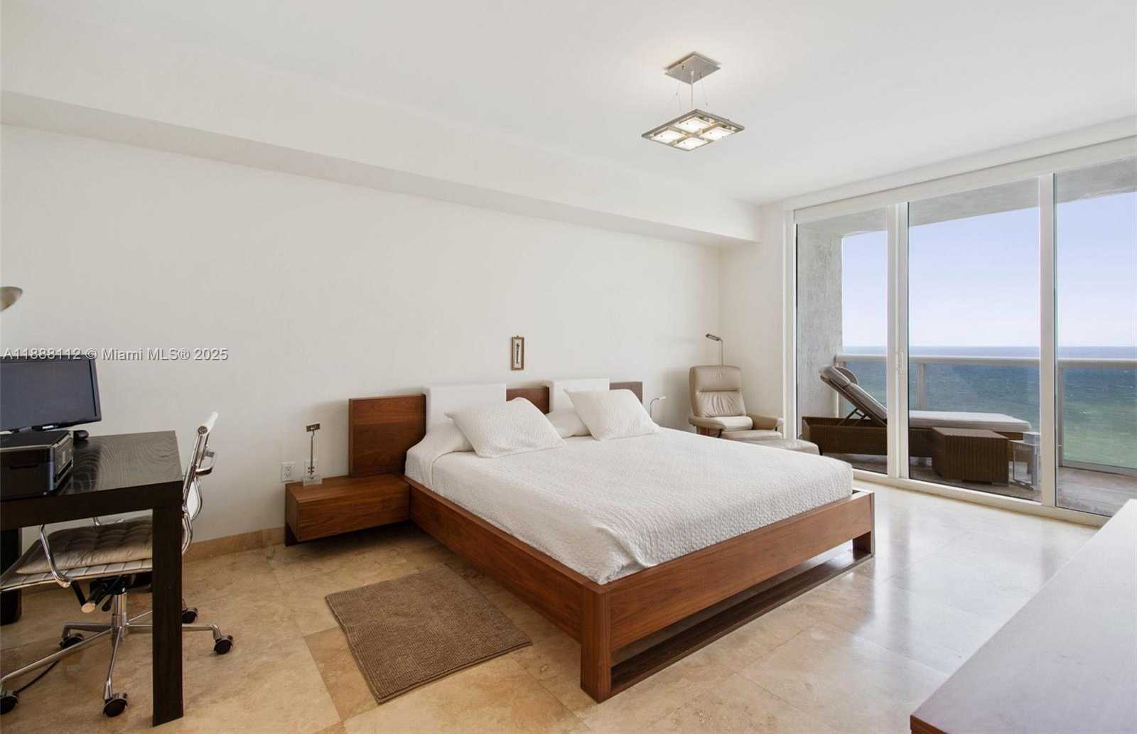 Small Image of 1800 SOUTH OCEAN DR #2402, Hallandale Beach Number 18