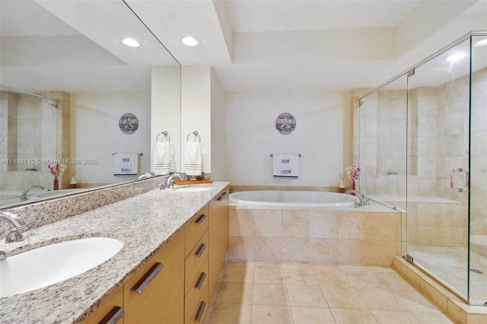 Small Image of 1800 SOUTH OCEAN DR #2402, Hallandale Beach Number 19