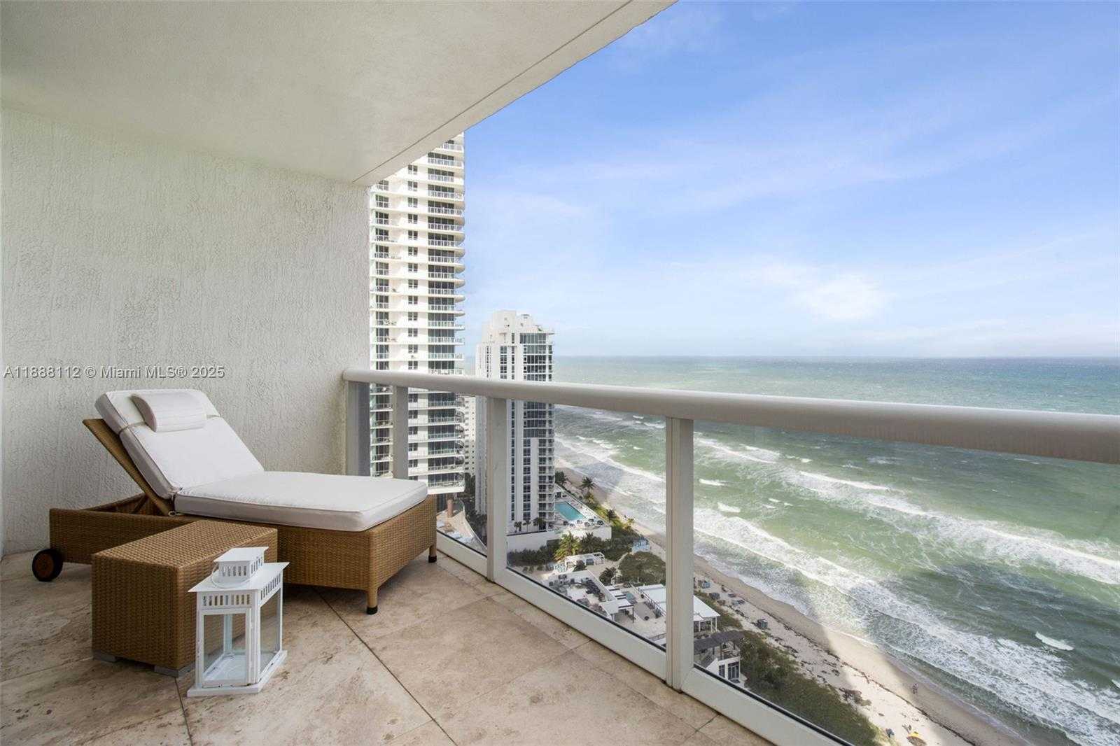 Small Image of 1800 SOUTH OCEAN DR #2402, Hallandale Beach Number 25