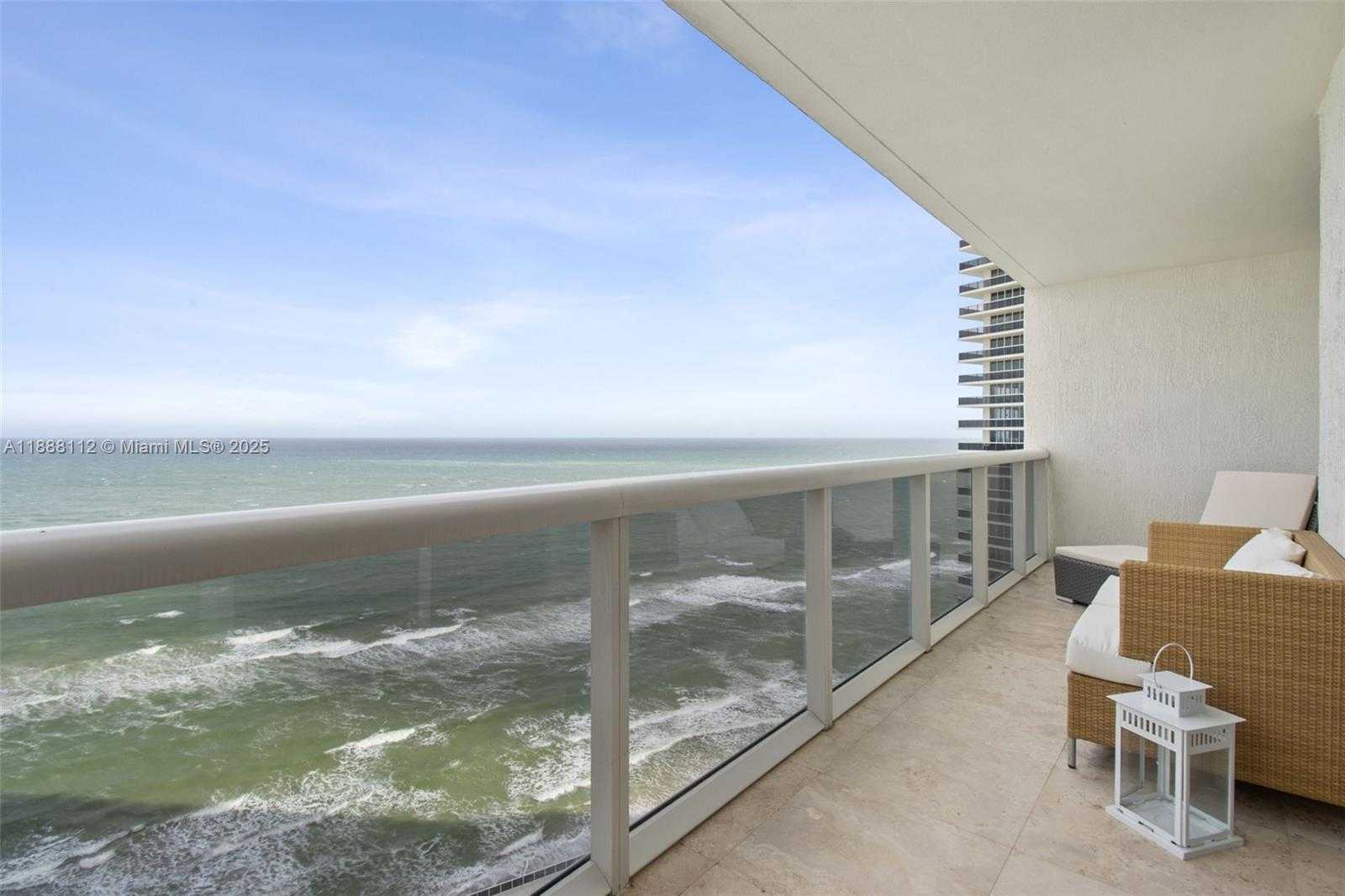 Small Image of 1800 SOUTH OCEAN DR #2402, Hallandale Beach Number 26