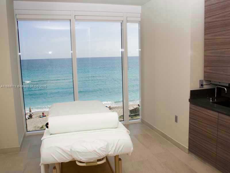 Small Image of 1800 SOUTH OCEAN DR #2402, Hallandale Beach Number 33