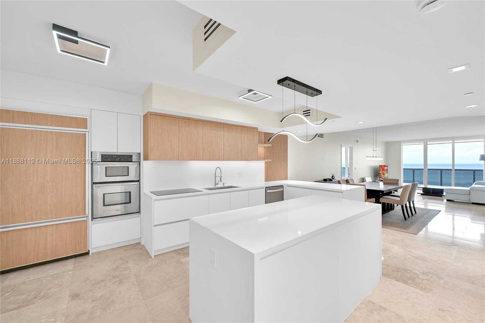 Small Image of 1800 SOUTH OCEAN DR #2402, Hallandale Beach Number 8