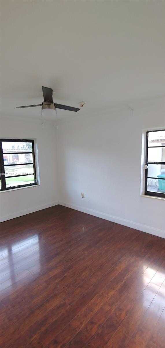 Small Image of 5770 SOUTH WEST 62ND TER, Miami Number 10