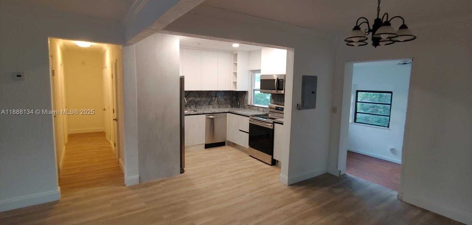 Small Image of 5770 SOUTH WEST 62ND TER, Miami Number 5