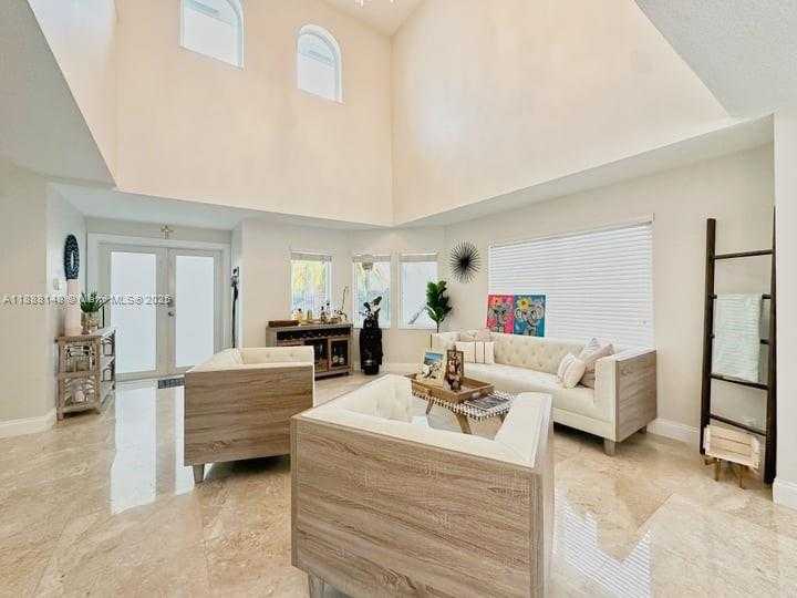 Small Image of 10620 SOUTH WEST 67TH ST #N/A, Miami Number 10