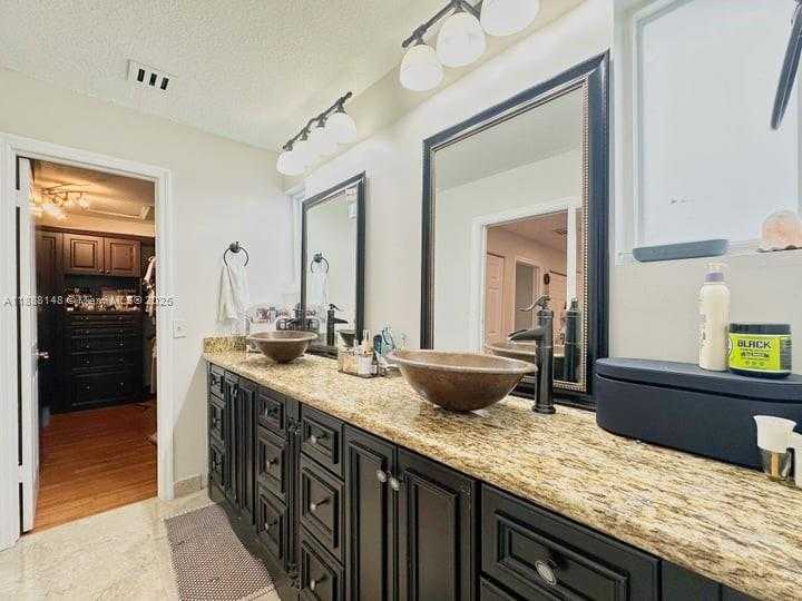 Small Image of 10620 SOUTH WEST 67TH ST #N/A, Miami Number 25
