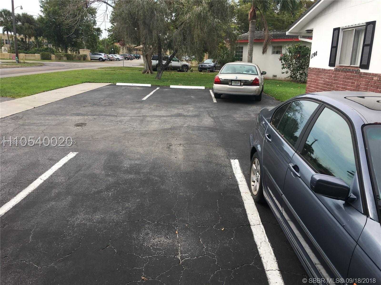 Small Image of 1708 NORTH 16TH AVE #3, Hollywood Number 13