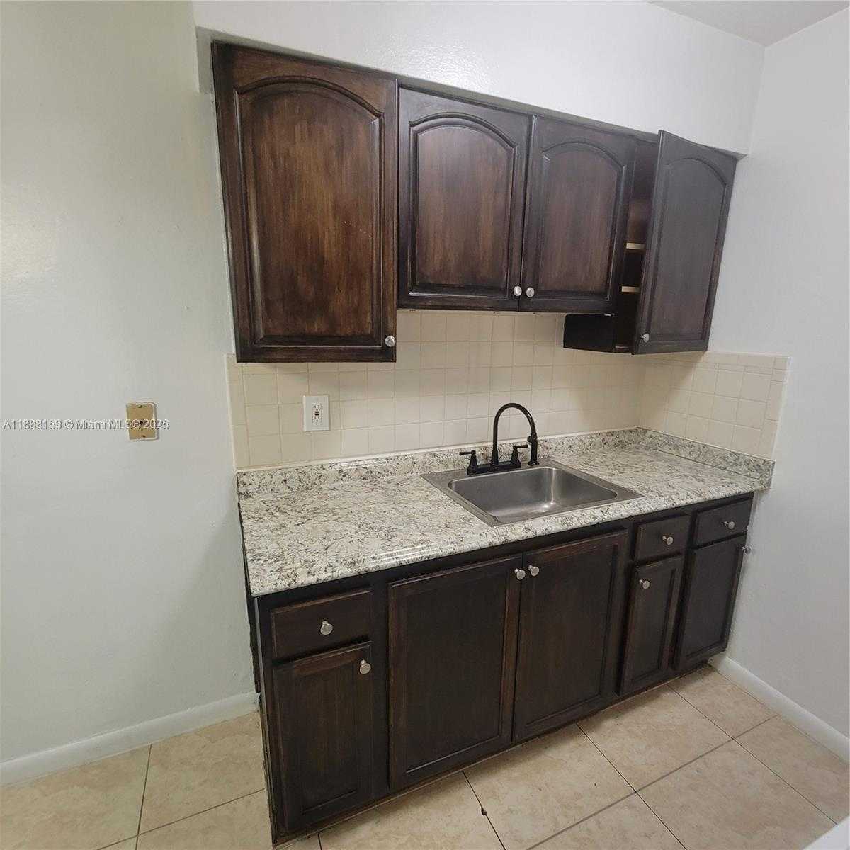 Small Image of 1708 NORTH 16TH AVE #3, Hollywood Number 24