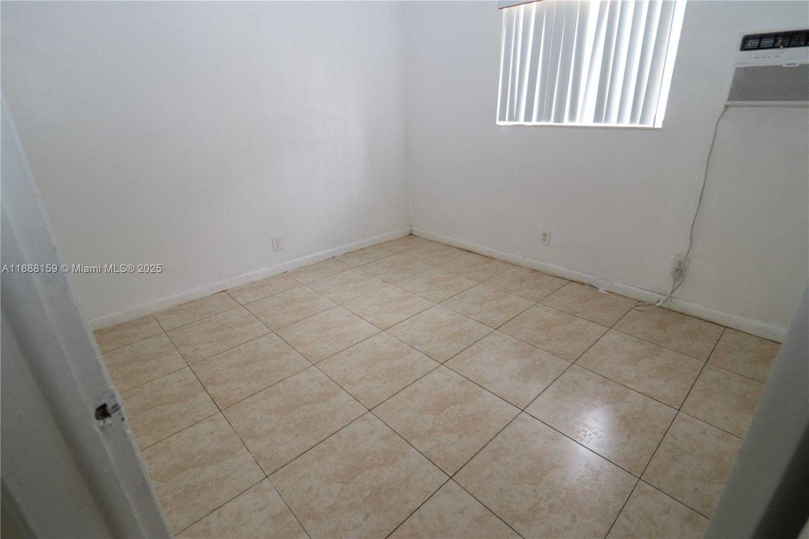 Small Image of 1708 NORTH 16TH AVE #3, Hollywood Number 9