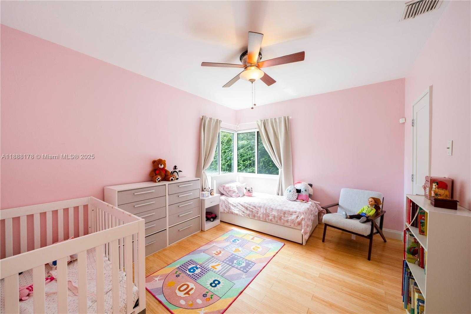 Small Image of 4455 ALTON RD, Miami Beach Number 15