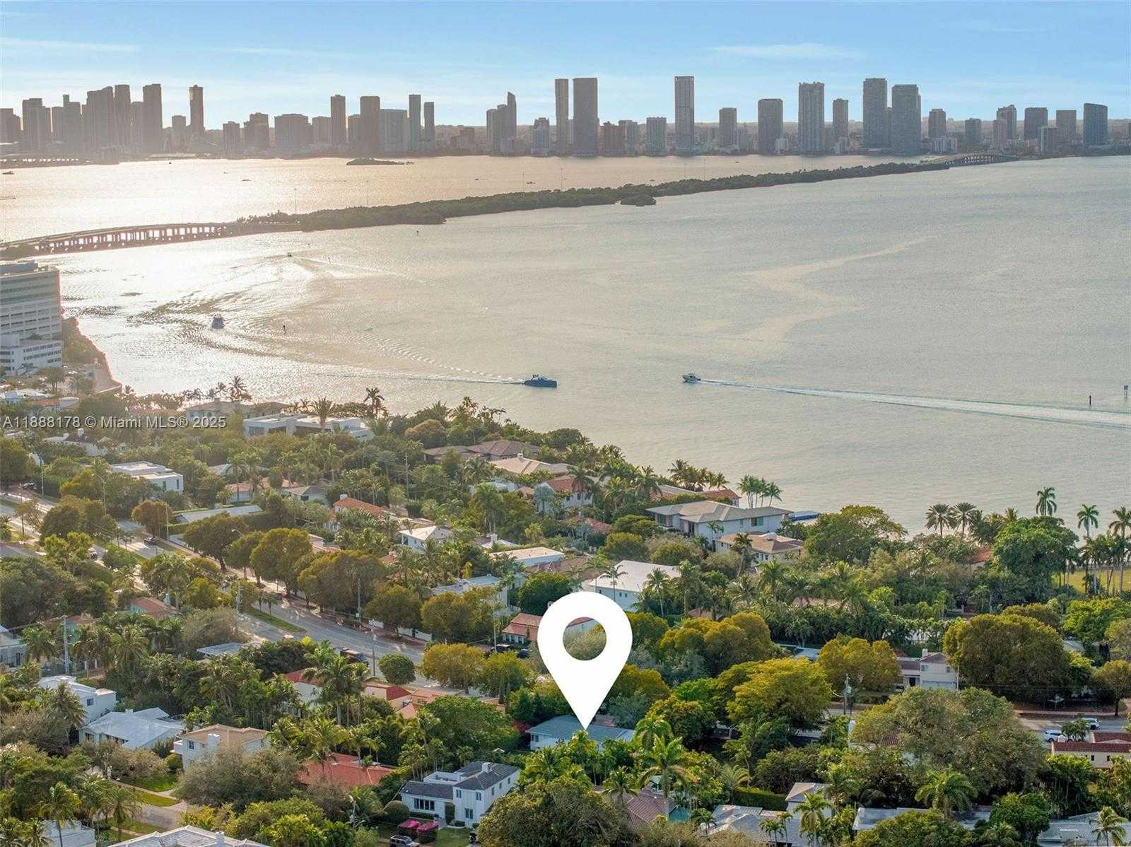 Small Image of 4455 ALTON RD, Miami Beach Number 24
