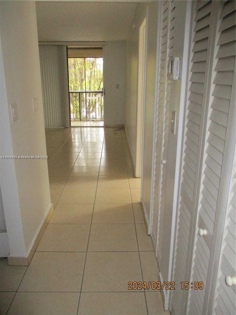 Small Image of 14201 NORTH KENDALL DR #312D, Miami Number 6