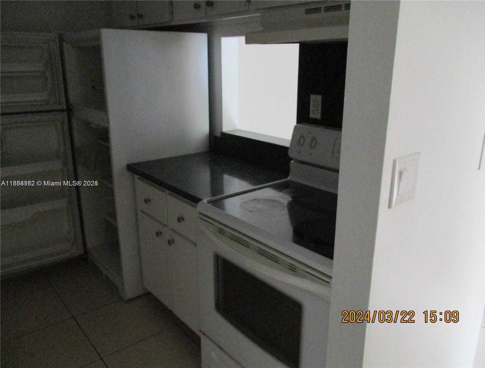 Small Image of 14201 NORTH KENDALL DR #312D, Miami Number 8