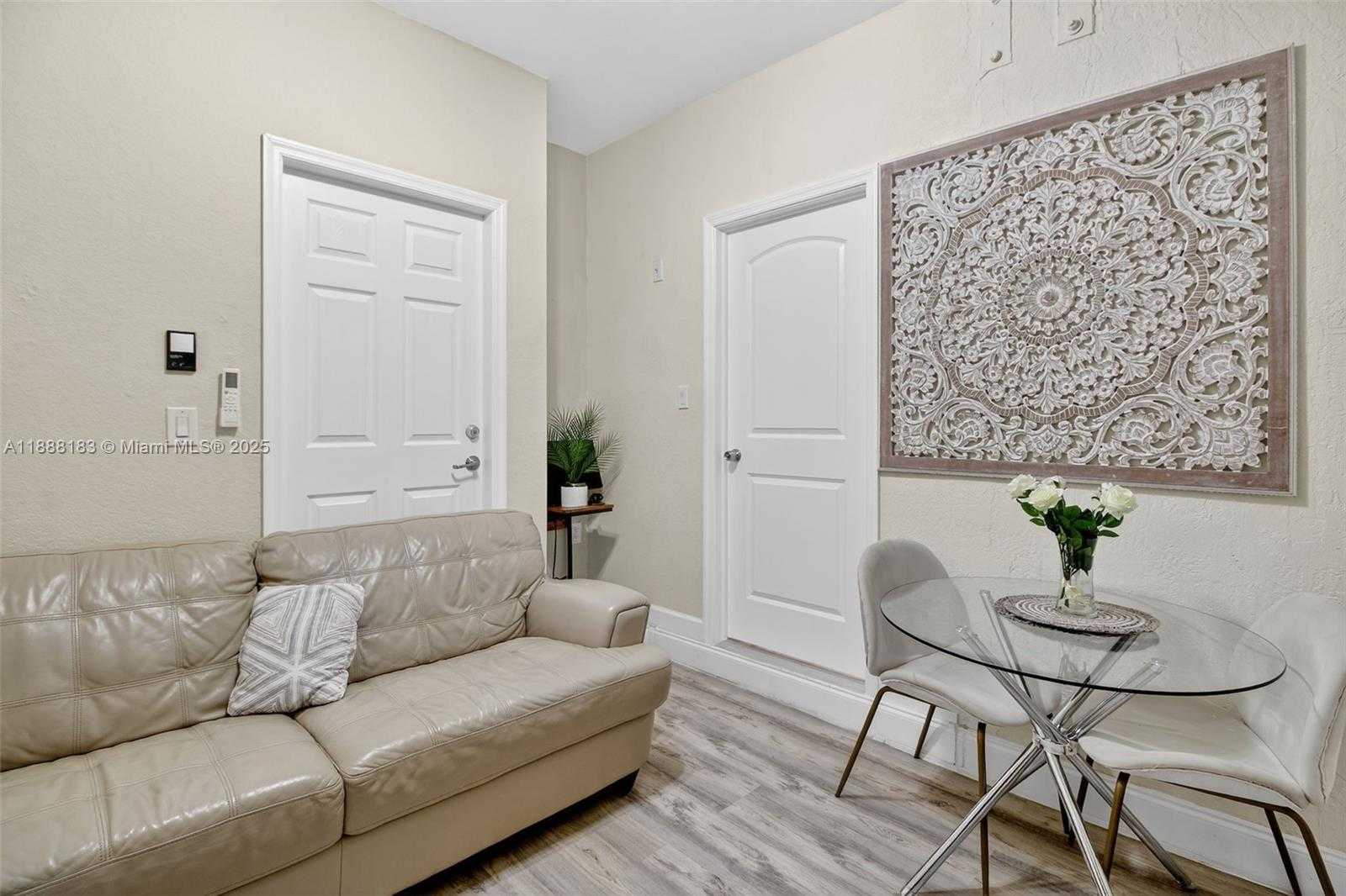 Small Image of 3616 SOUTH EAST 2ND DR, Homestead Number 24