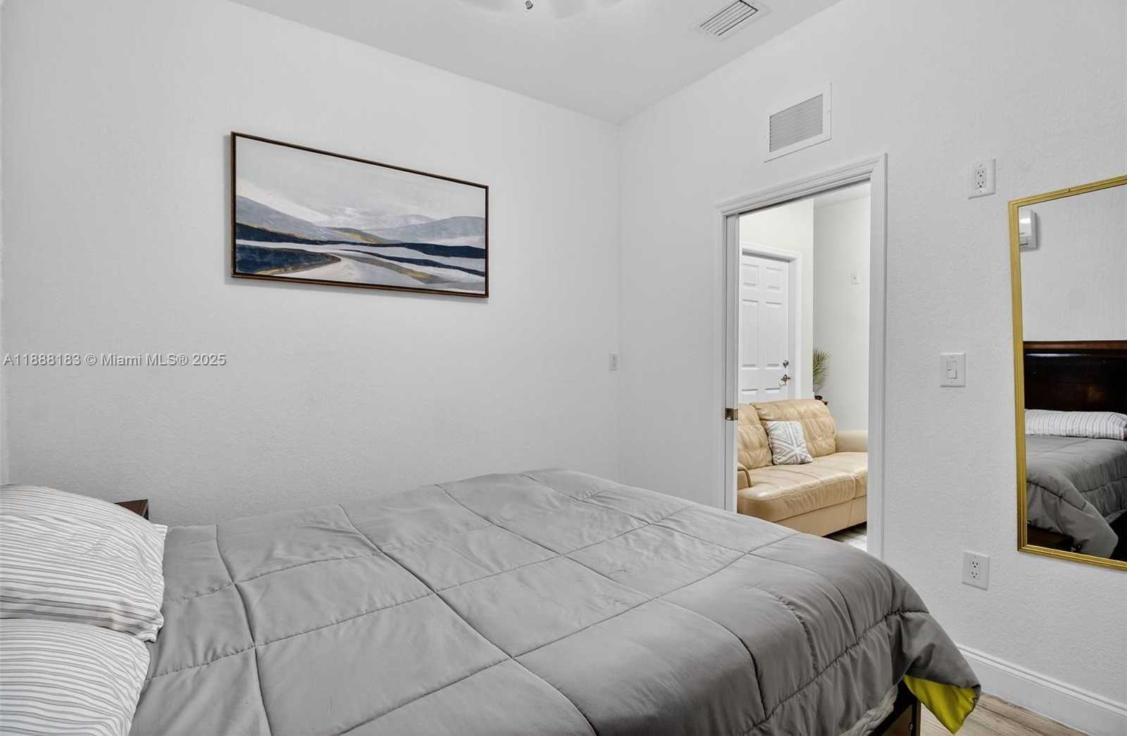 Small Image of 3616 SOUTH EAST 2ND DR, Homestead Number 26