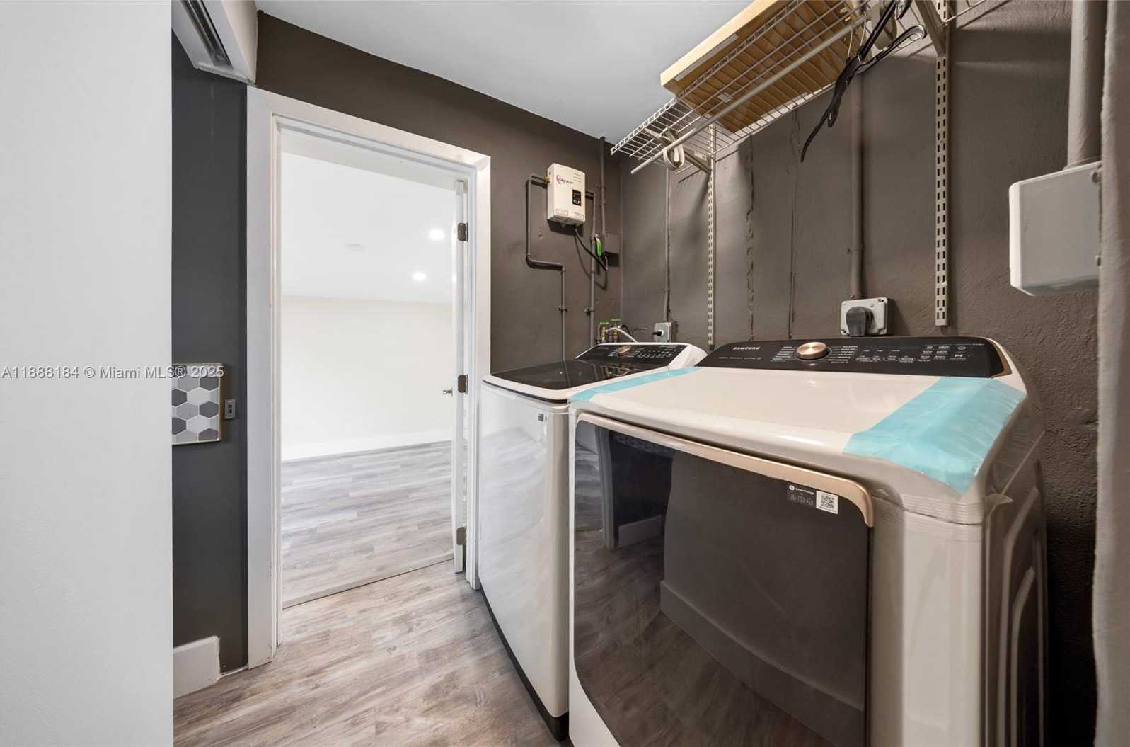 Small Image of 840 NORTH EAST 159TH ST #., North Miami Beach Number 22