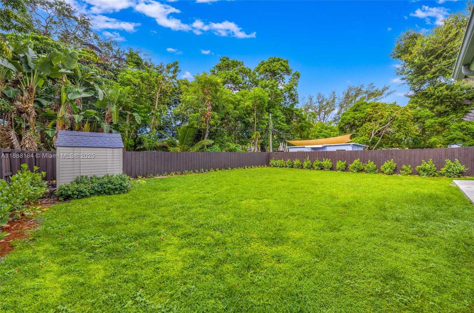 Small Image of 840 NORTH EAST 159TH ST #., North Miami Beach Number 39