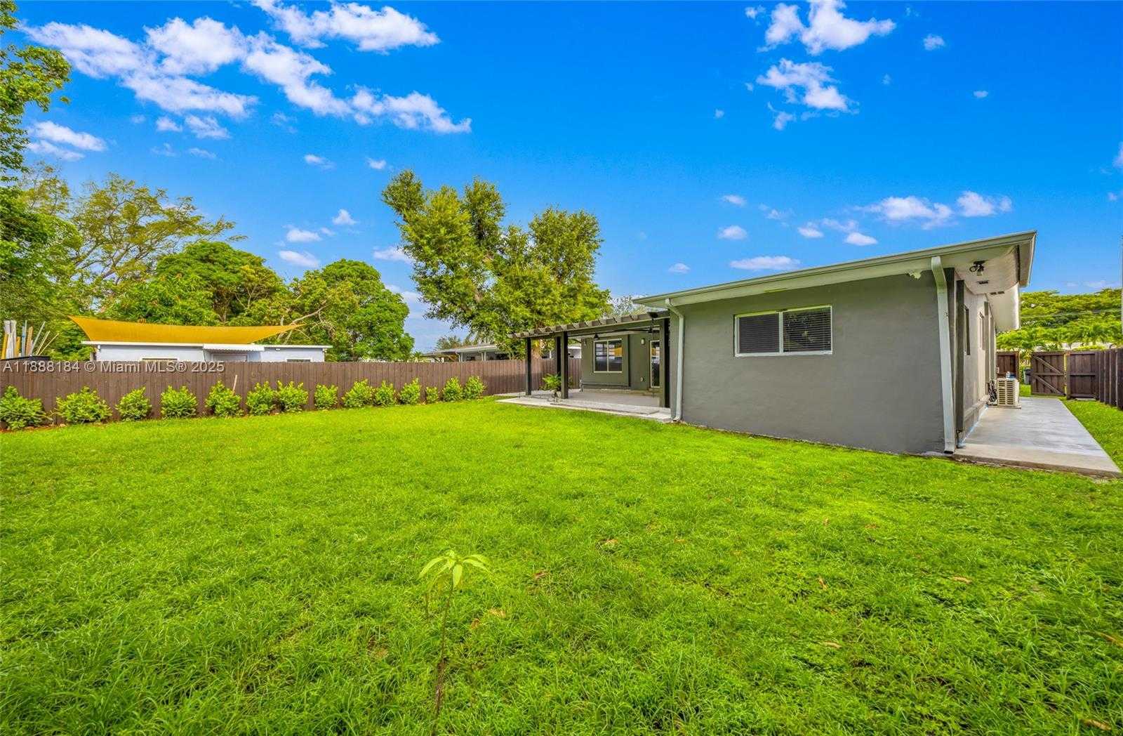 Small Image of 840 NORTH EAST 159TH ST #., North Miami Beach Number 41