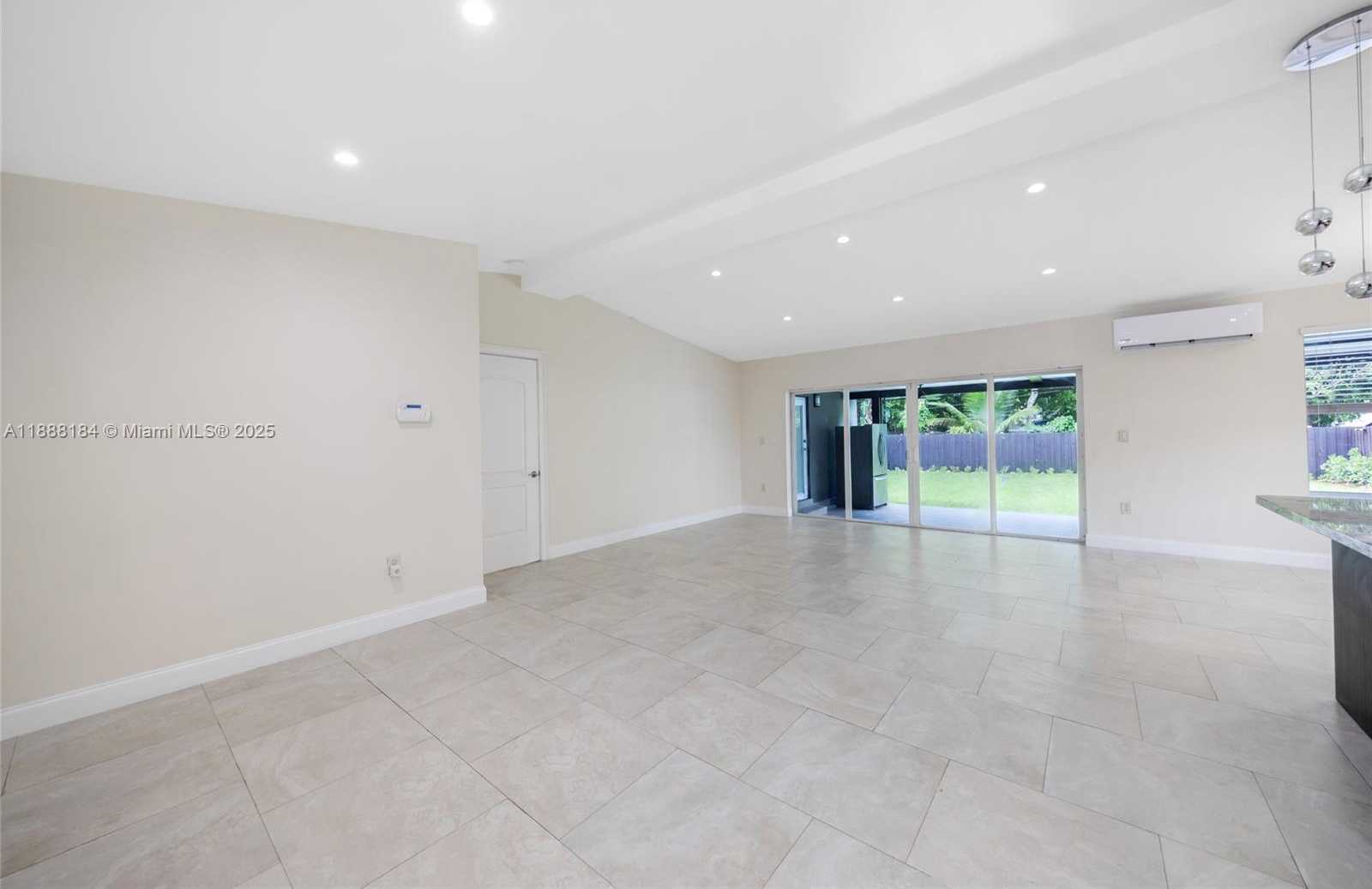 Small Image of 840 NORTH EAST 159TH ST #., North Miami Beach Number 8