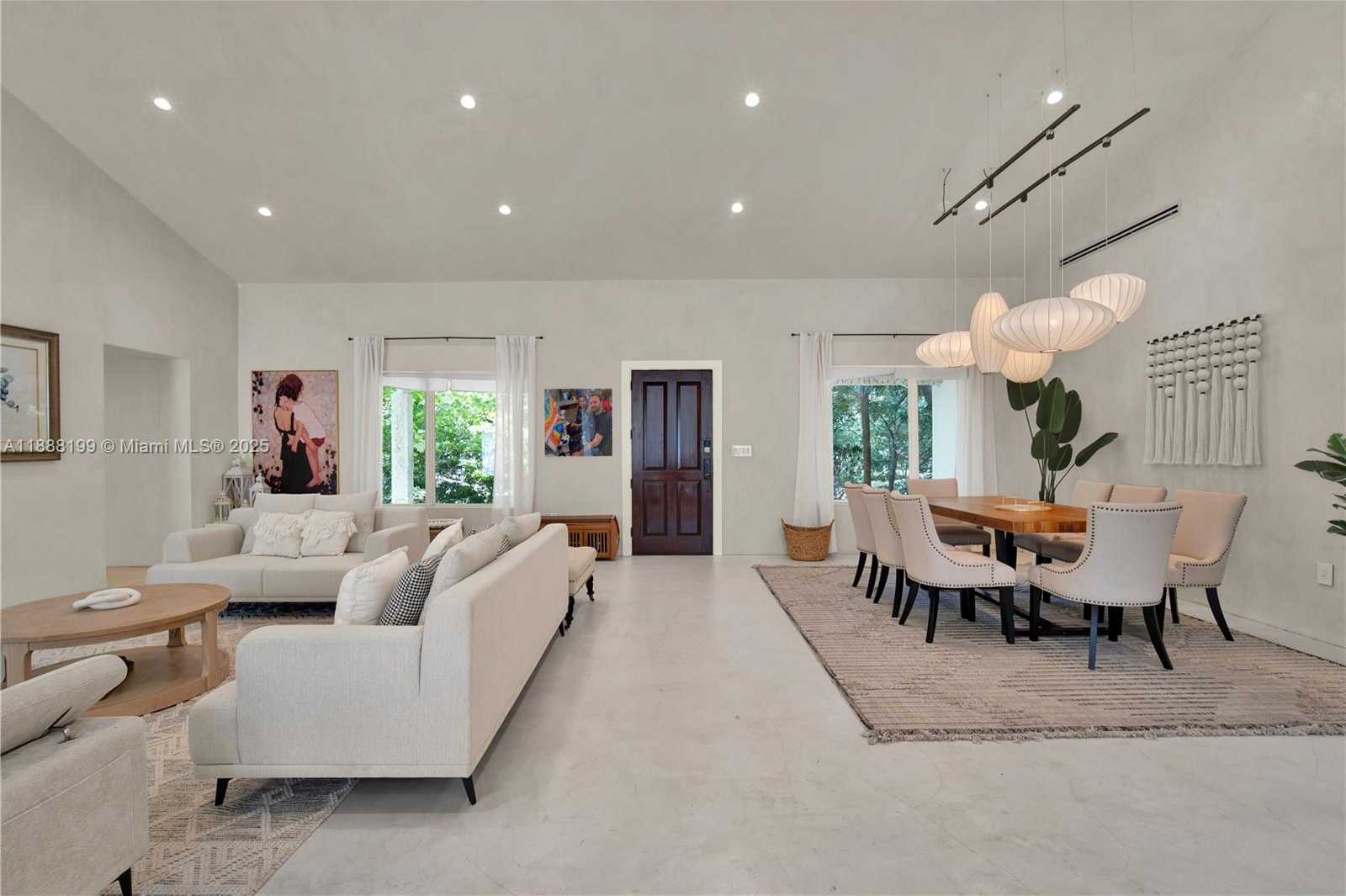 Small Image of 520 BAY POINT RD, Miami Number 8