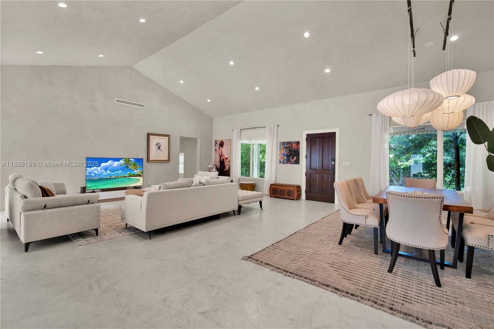 Small Image of 520 BAY POINT RD, Miami Number 9
