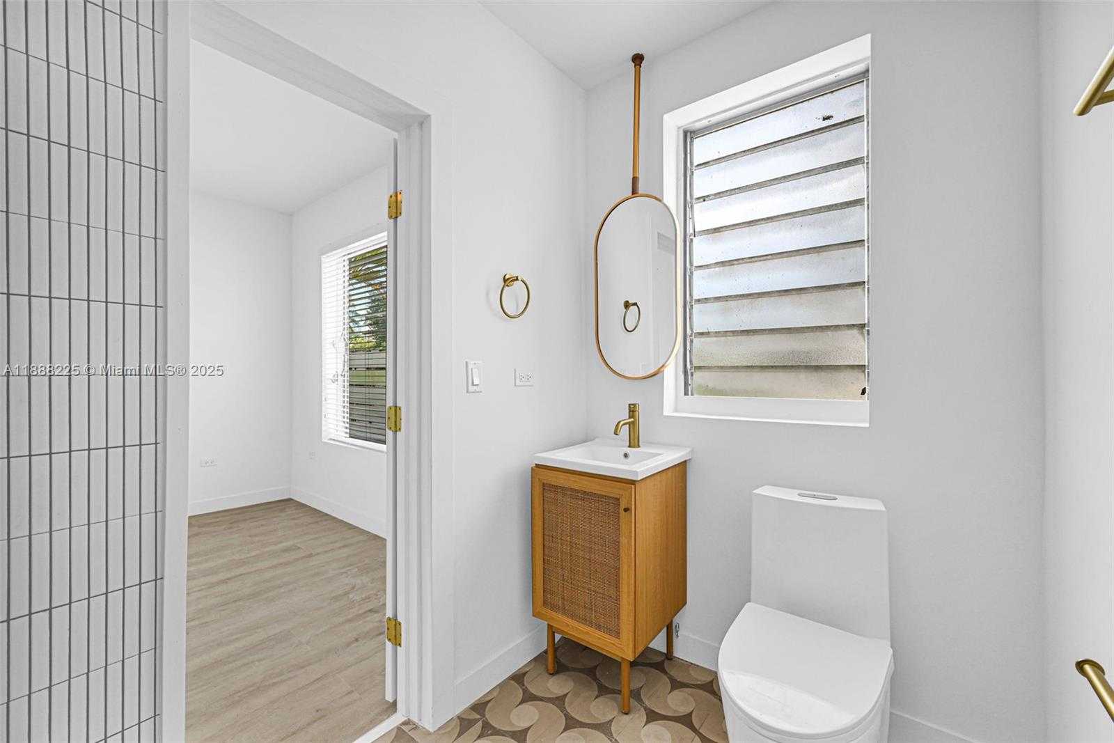 Small Image of 641 10TH ST #5, Miami Beach Number 18