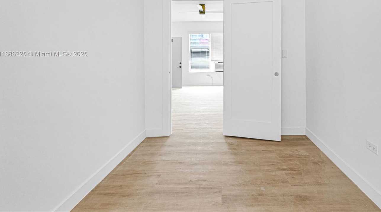 Small Image of 641 10TH ST #5, Miami Beach Number 22
