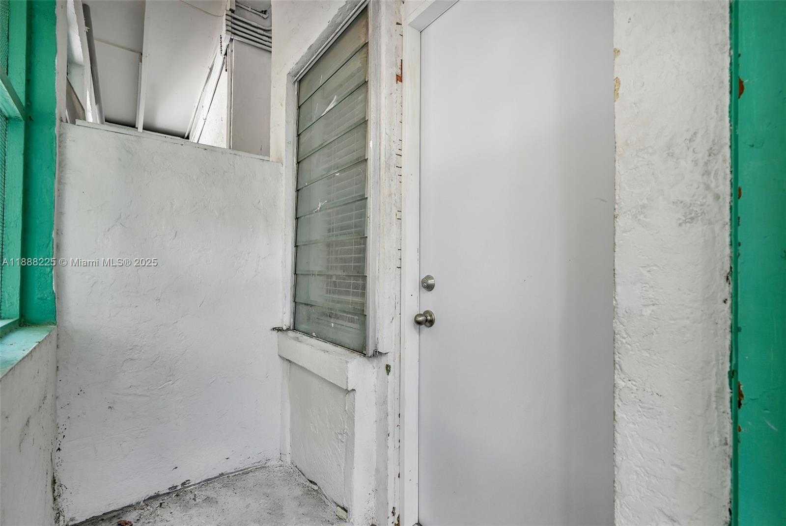 Small Image of 641 10TH ST #5, Miami Beach Number 26