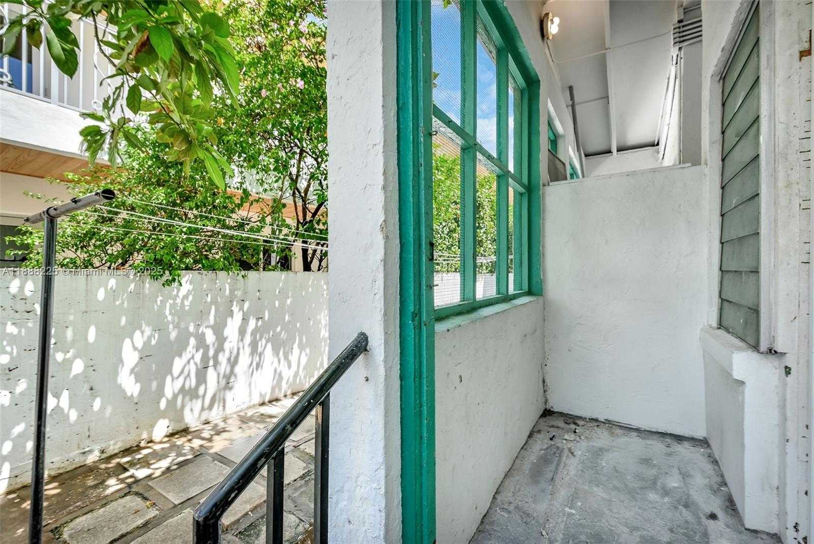 Small Image of 641 10TH ST #5, Miami Beach Number 33