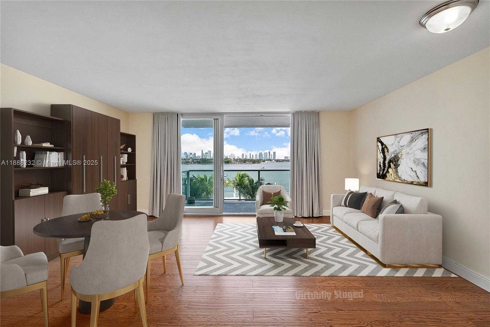 Small Image of 1000 WEST AVE #319, Miami Beach Number 3