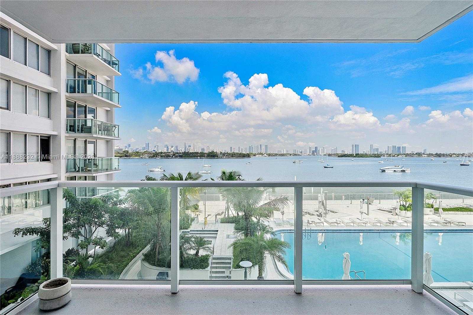 Small Image of 1000 WEST AVE #319, Miami Beach Number 4