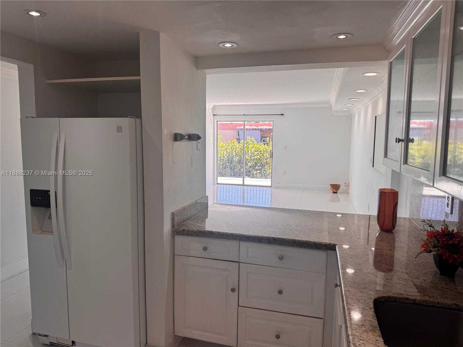 Small Image of 1910 WEST 56TH ST #3405, Hialeah Number 5
