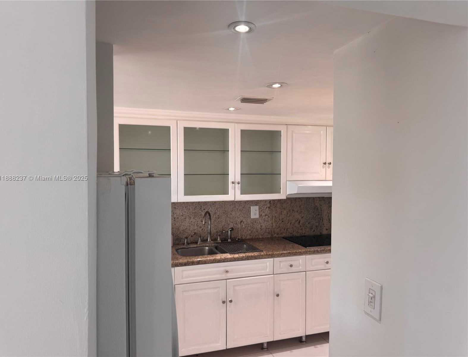 Small Image of 1910 WEST 56TH ST #3405, Hialeah Number 9