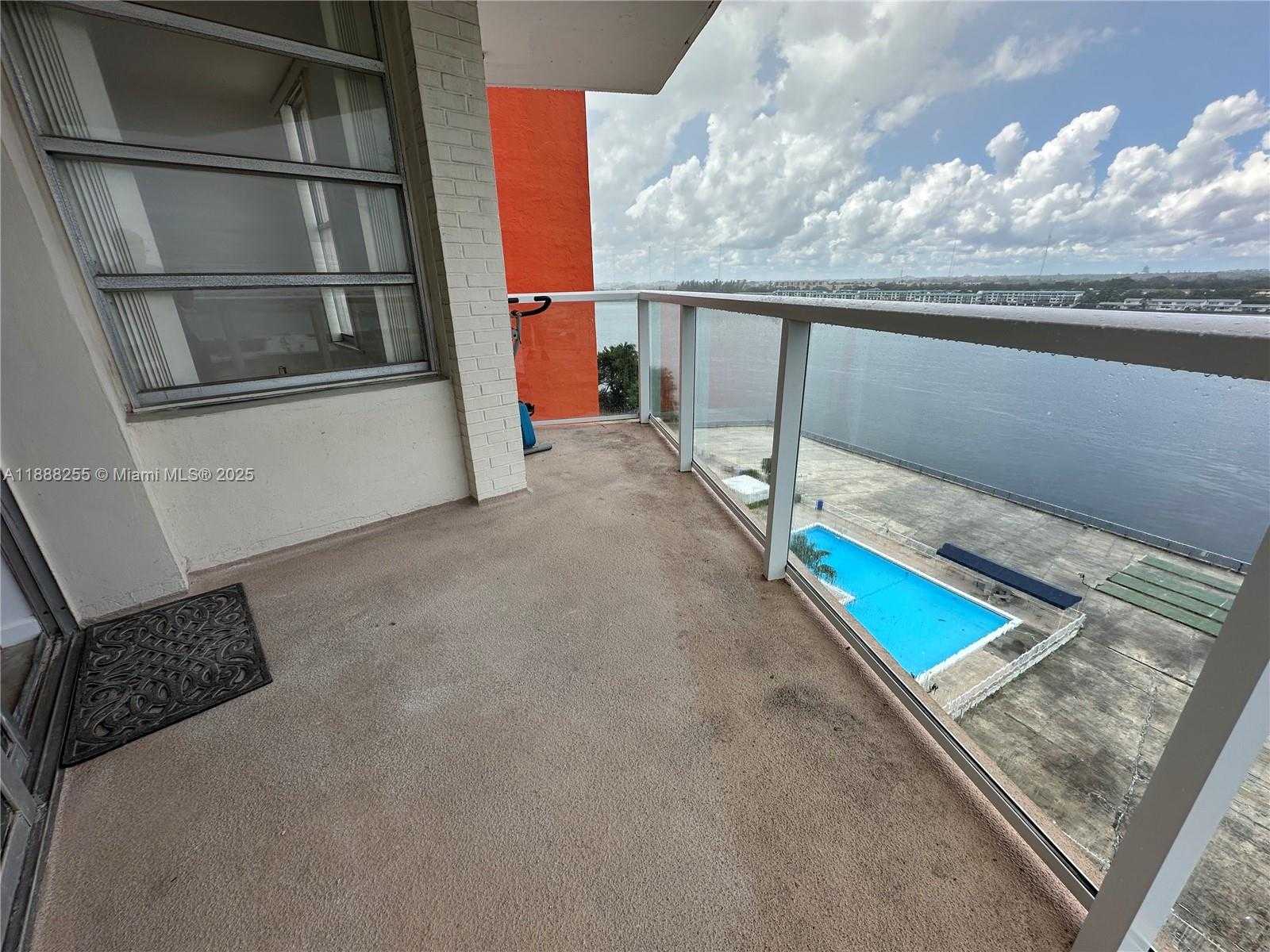 Small Image of 1351 NORTH EAST MIAMI GARDENS DR #906E, Miami Number 11