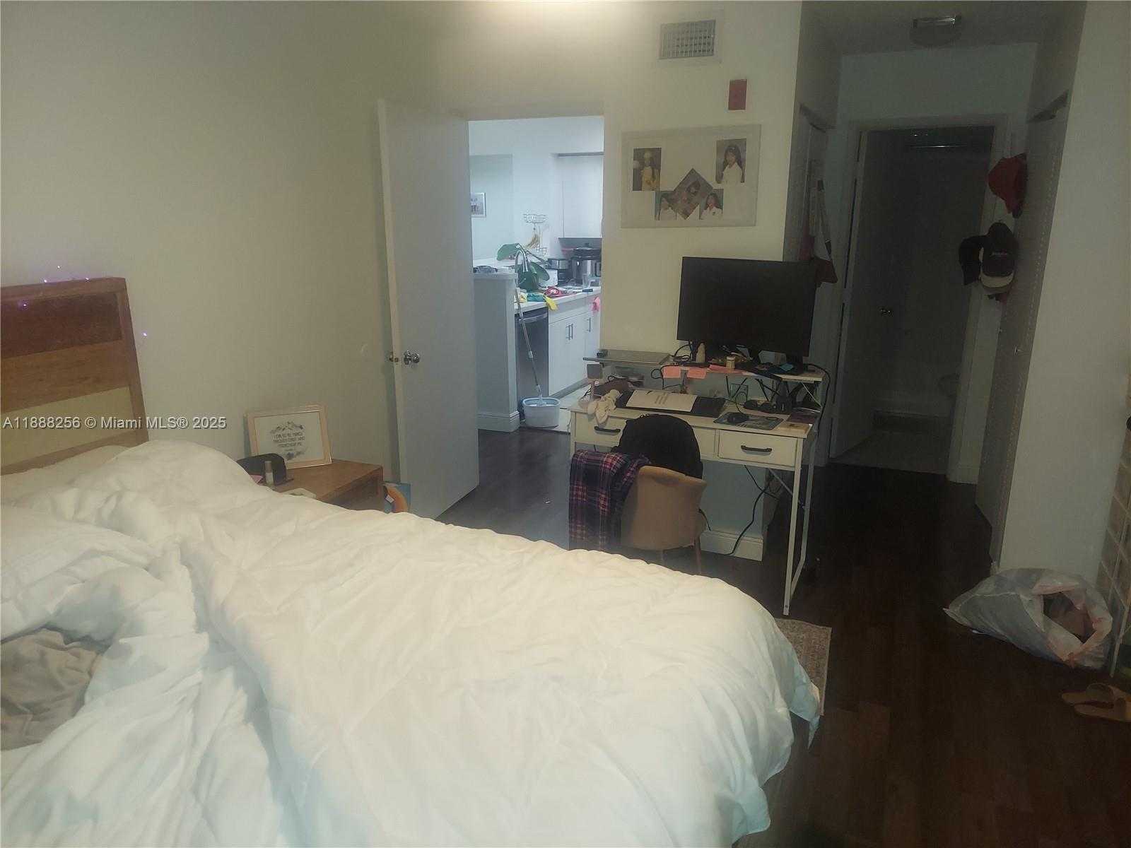 Small Image of 4520 NORTH WEST 107TH AVE #206-10, Doral Number 7