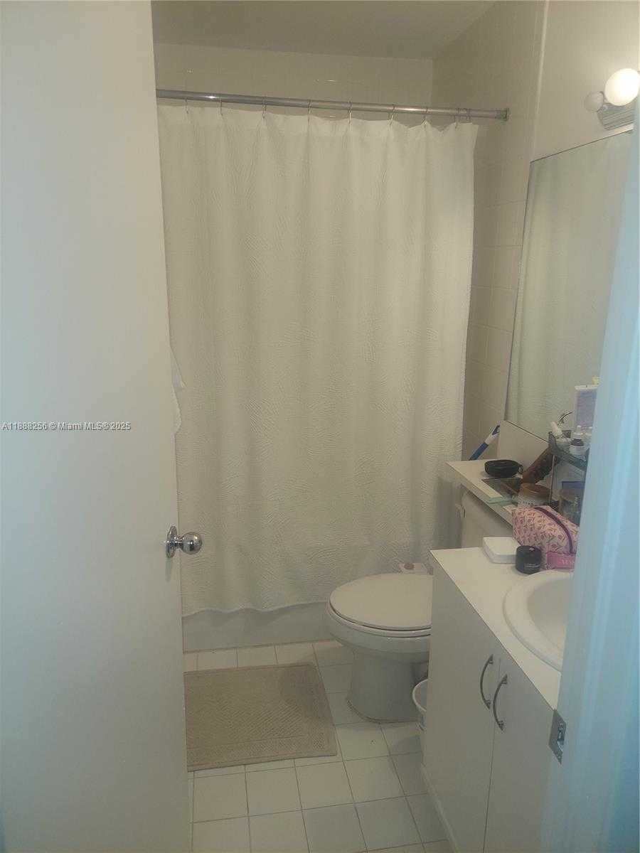Small Image of 4520 NORTH WEST 107TH AVE #206-10, Doral Number 8