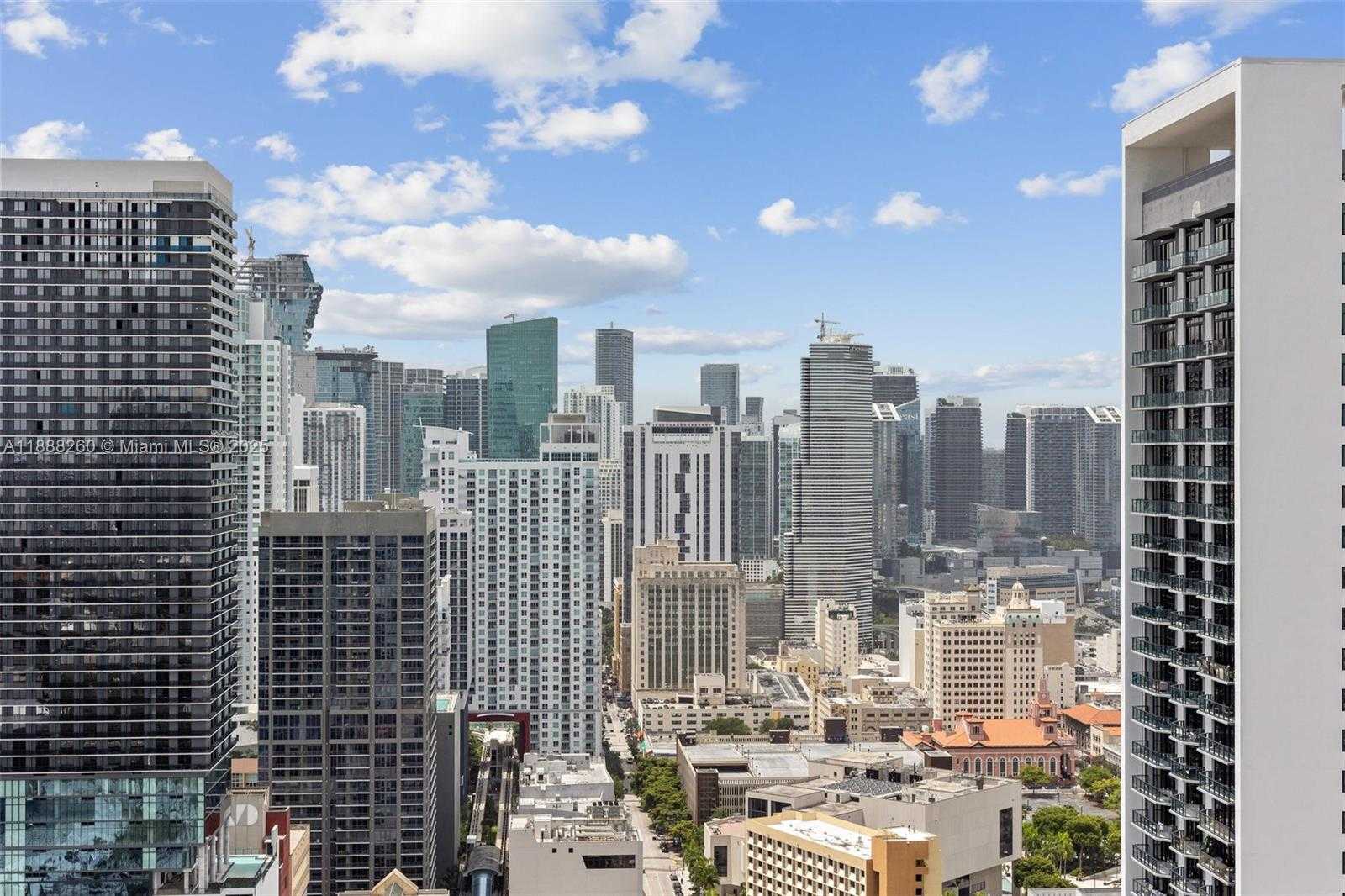 Small Image of 888 BISCAYNE BLVD #4002, Miami Number 17