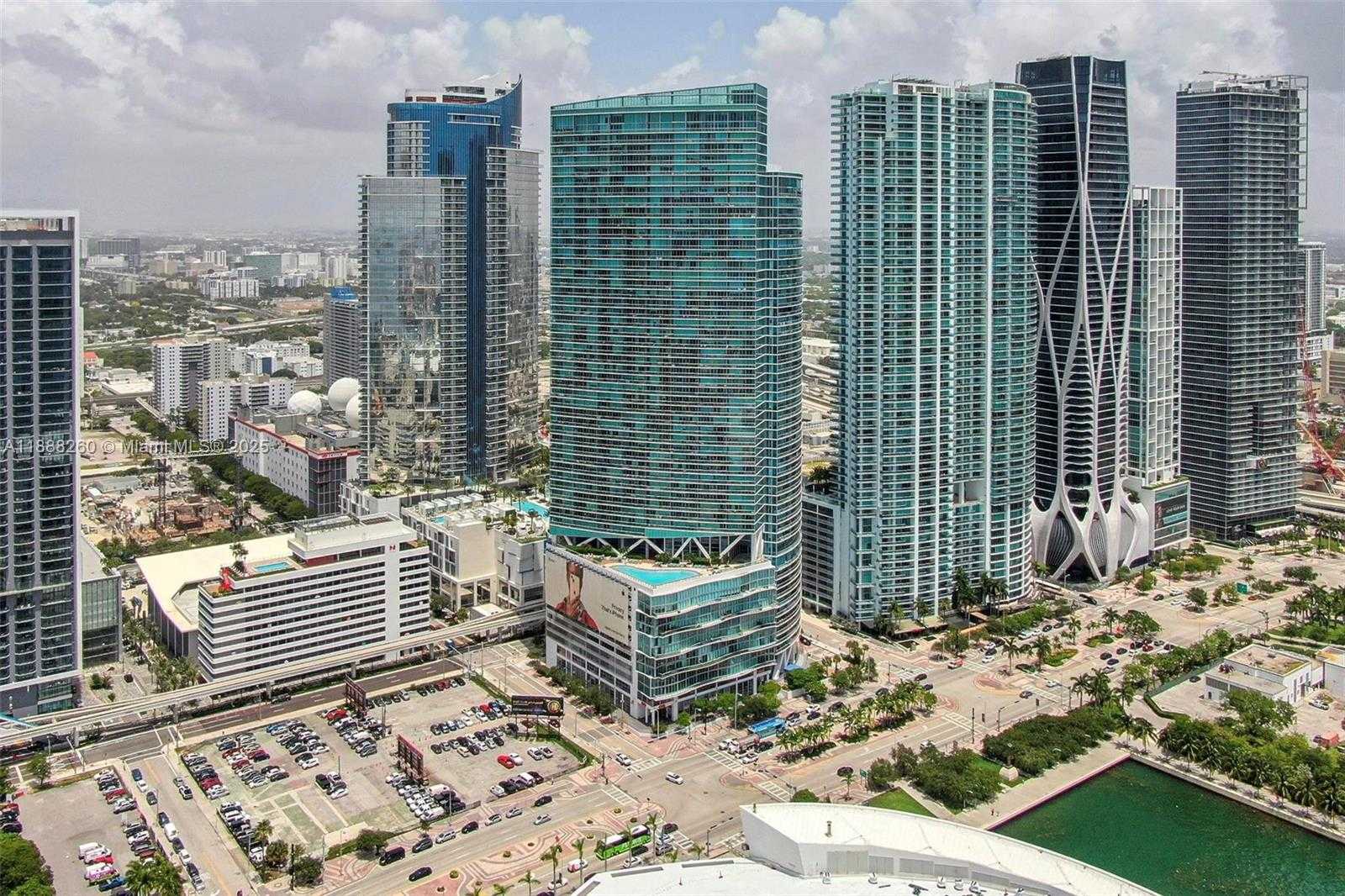 Small Image of 888 BISCAYNE BLVD #4002, Miami Number 18